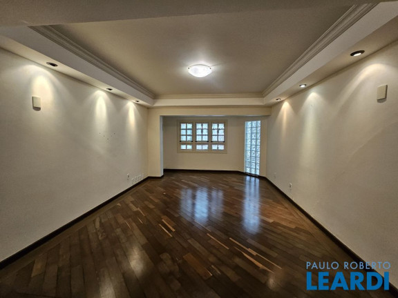 Imagem Sobrado com 3 Quartos à Venda, 253 m² em Vila Valparaíso - Santo André Imagem Sobrado com 3 Quartos à Venda, 253 m² em Vila Valparaíso - Santo André