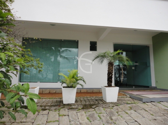 Imagem Casa com 5 Quartos à Venda,  em Boa Vista - Joinville