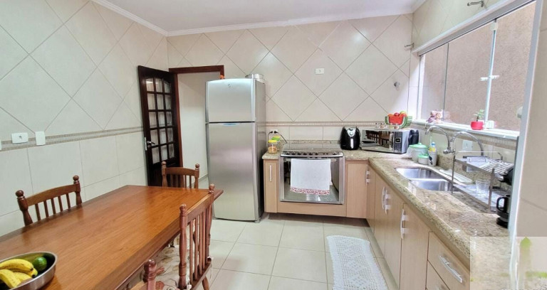 Imagem Sobrado com 4 Quartos à Venda, 150 m² em Jardim Cidália - São Paulo Imagem Sobrado com 4 Quartos à Venda, 150 m² em Jardim Cidália - São Paulo