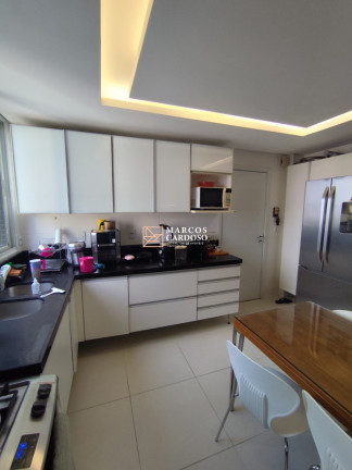 Imagem Imóvel com 4 Quartos à Venda, 174 m² em São Brás - Belém
