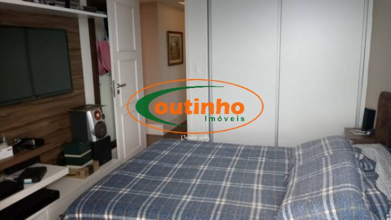 Imagem Apartamento com 4 Quartos à Venda, 172 m² em Tijuca - Rio De Janeiro Imagem Apartamento com 4 Quartos à Venda, 172 m² em Tijuca - Rio De Janeiro