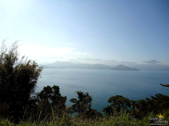 Casa com 3 Quartos à Venda, 180 m² em Ponta Grossa - Ubatuba