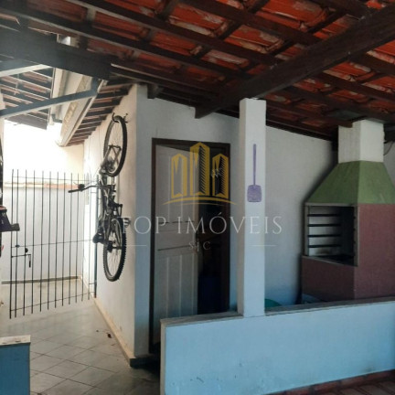 Imagem Casa com 3 Quartos à Venda, 252 m² em Jardim Estoril - São José Dos Campos Imagem Casa com 3 Quartos à Venda, 252 m² em Jardim Estoril - São José Dos Campos