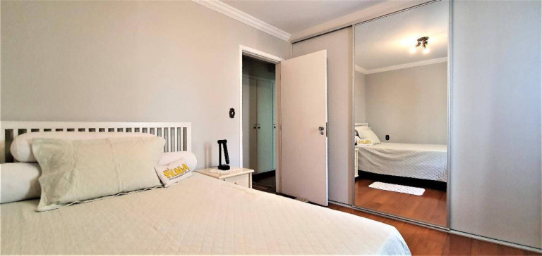 Imagem Apartamento com 3 Quartos à Venda, 200 m² em São Paulo