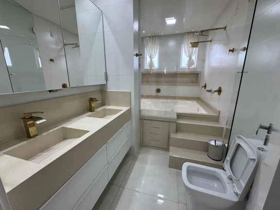 Imagem Apartamento com 4 Quartos à Venda, 182 m² em Meia Praia - Itapema Imagem Apartamento com 4 Quartos à Venda, 182 m² em Meia Praia - Itapema