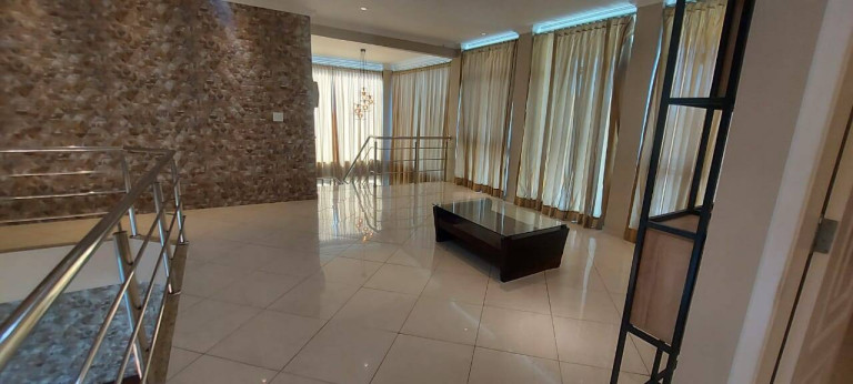 Imagem Casa com 5 Quartos à Venda, 1.020 m² em Parque Verde - Belém