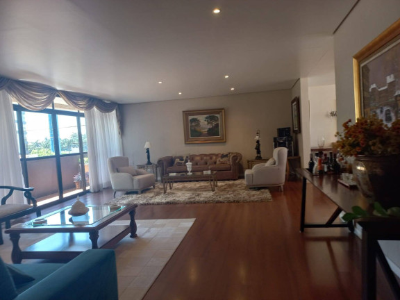 Imagem Apartamento com 3 Quartos à Venda, 480 m² em Cabral - Curitiba