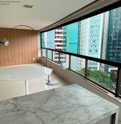 Imagem Imóvel com 3 Quartos à Venda, 180 m² em Vitória - Salvador Imagem Imóvel com 3 Quartos à Venda, 180 m² em Vitória - Salvador