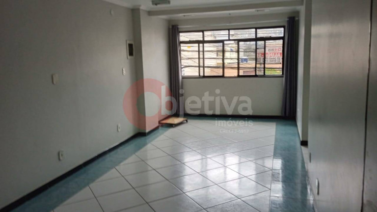 Sala Comercial para Alugar, 80 m² em Centro - Cabo Frio