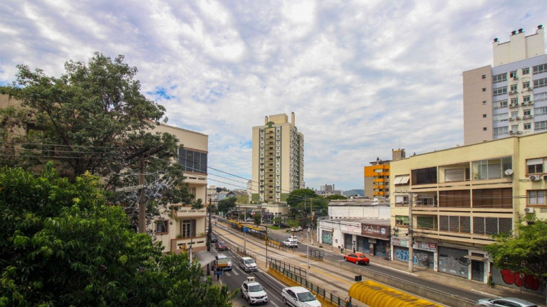 Imagem Apartamento com 3 Quartos à Venda, 135 m² em Rio Branco - Porto Alegre