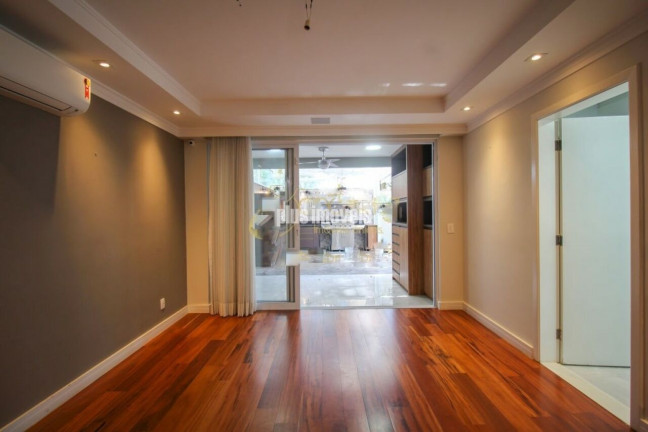 Imagem Casa com 4 Quartos à Venda, 430 m² em Alto Da Boa Vista - São Paulo Imagem Casa com 4 Quartos à Venda, 430 m² em Alto Da Boa Vista - São Paulo