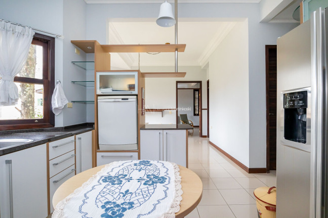 Imagem Casa com 5 Quartos à Venda, 401 m² em Santa Felicidade - Curitiba