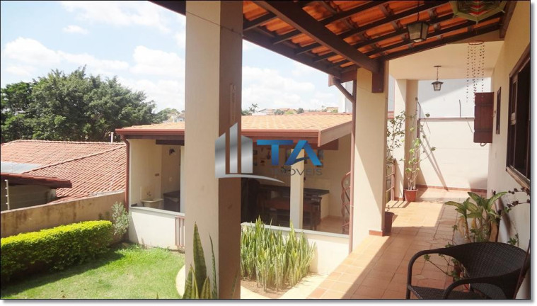 Imagem Casa com 3 Quartos à Venda, 400 m² em Parque São Quirino - Campinas