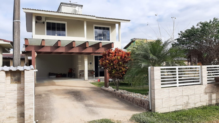 Imagem Casa com 3 Quartos à Venda, 160 m² em Areias De Palhocinha - Garopaba