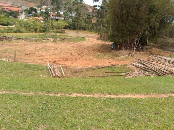 Imagem Fazenda à Venda, 120 m² em Centro - Paraibuna Imagem Fazenda à Venda, 120 m² em Centro - Paraibuna