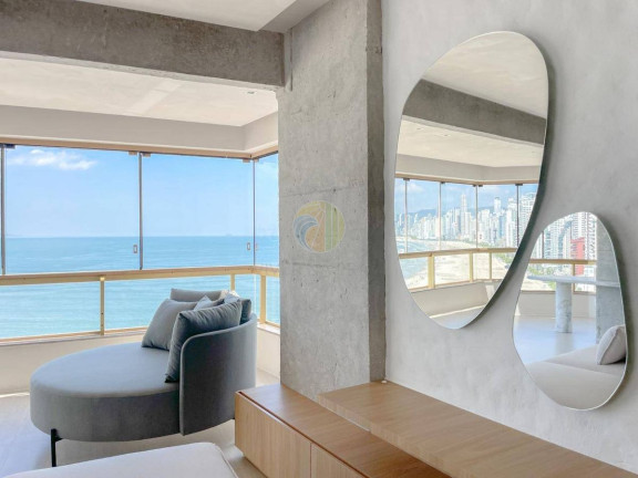 Imagem Apartamento com 3 Quartos à Venda, 157 m² em Centro - Balneário Camboriú Imagem Apartamento com 3 Quartos à Venda, 157 m² em Centro - Balneário Camboriú
