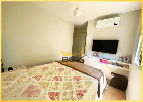 Imagem Apartamento com 3 Quartos à Venda, 94 m² em Jardim Tupanci - Barueri