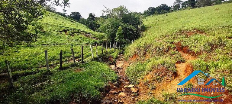 Imagem Chácara com 2 Quartos à Venda, 13 m² em Centro - Paraisópolis