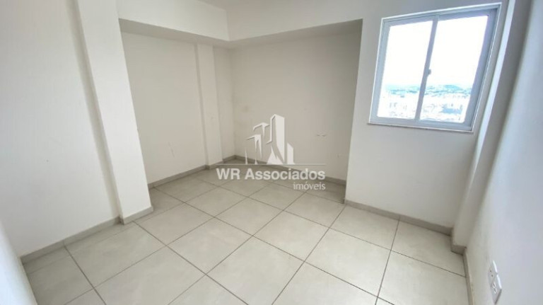 Imagem Apartamento com 2 Quartos à Venda, 80 m²