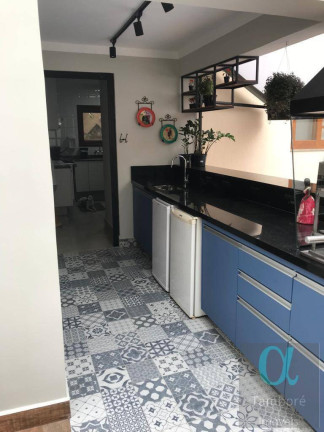 Imagem Casa com 4 Quartos à Venda, 310 m² em Alphaville - Santana De Parnaíba Imagem Casa com 4 Quartos à Venda, 310 m² em Alphaville - Santana De Parnaíba