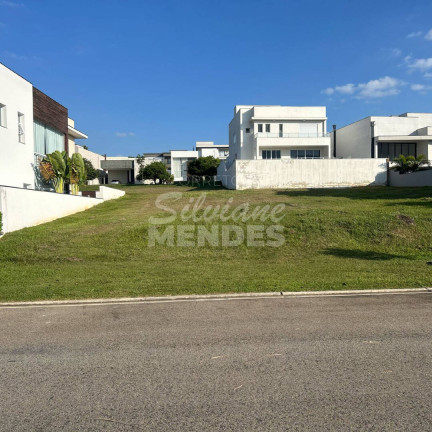 Terreno em Condomínio à Venda, 843 m² em Alphaville Nova Esplanada - Votorantim