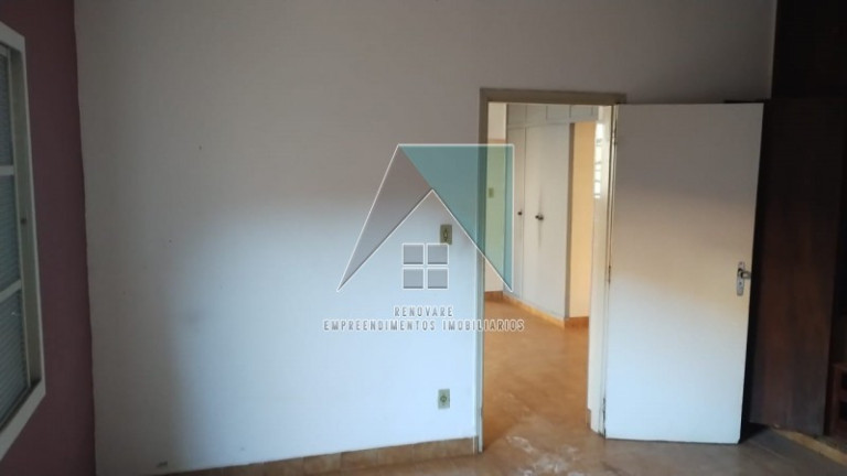 Casa com 5 Quartos para Alugar,  em Centro - Ribeirão Preto