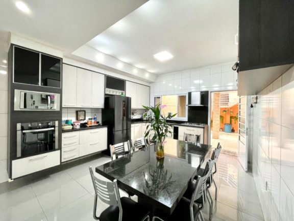 Imagem Casa com 4 Quartos à Venda, 217 m² em Ayrosa - Osasco Imagem Casa com 4 Quartos à Venda, 217 m² em Ayrosa - Osasco