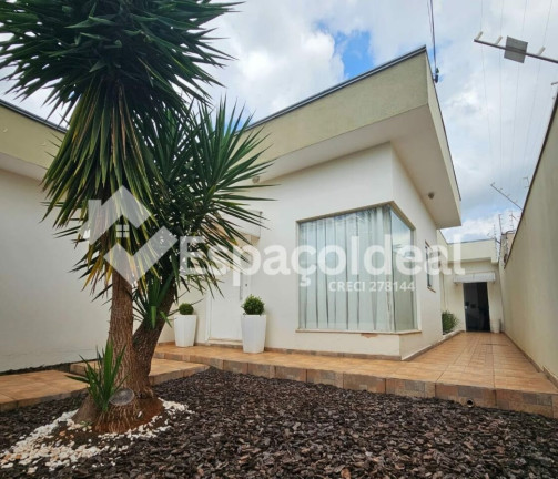 Imagem Casa com 3 Quartos à Venda, 206 m² em Jardim Itamaraty - Lençóis Paulista