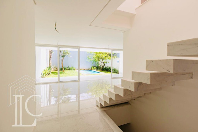 Imagem Casa com 4 Quartos à Venda, 770 m² em Chácara Santo Antônio (zona Sul) - São Paulo Imagem Casa com 4 Quartos à Venda, 770 m² em Chácara Santo Antônio (zona Sul) - São Paulo