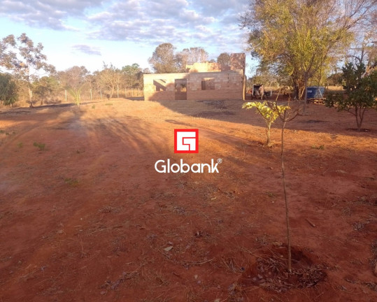 Imagem Imóvel com 2 Quartos à Venda, 2.750 m² em Bocaiuva - Montes Claros