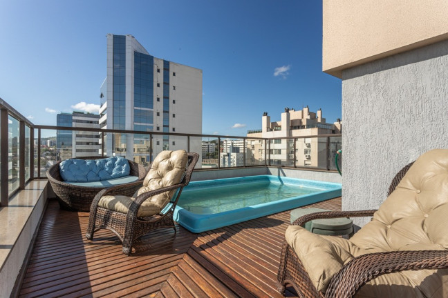 Imagem Cobertura com 3 Quartos à Venda, 240 m² em Chácara Das Pedras - Porto Alegre Imagem Cobertura com 3 Quartos à Venda, 240 m² em Chácara Das Pedras - Porto Alegre