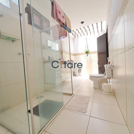 Imagem Casa com 4 Quartos à Venda, 309 m² em Sapiranga - Fortaleza Imagem Casa com 4 Quartos à Venda, 309 m² em Sapiranga - Fortaleza