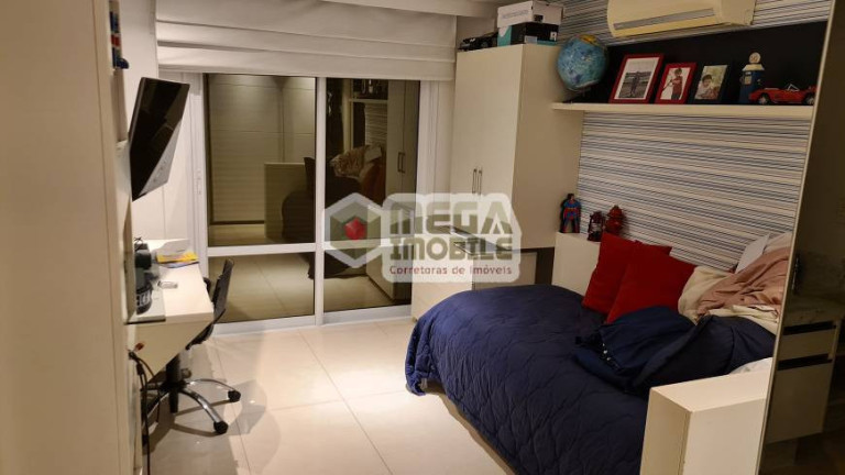 Imagem Apartamento com 4 Quartos à Venda, 260 m² em Centro - Florianópolis Imagem Apartamento com 4 Quartos à Venda, 260 m² em Centro - Florianópolis