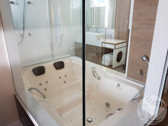 Imagem Casa com 3 Quartos à Venda, 300 m² em Nações - Balneário Camboriú Imagem Casa com 3 Quartos à Venda, 300 m² em Nações - Balneário Camboriú
