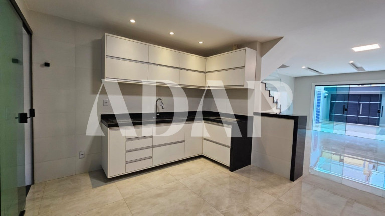 Imagem Casa com 3 Quartos para Alugar, 160 m² em Vargem Grande - Rio De Janeiro Imagem Casa com 3 Quartos para Alugar, 160 m² em Vargem Grande - Rio De Janeiro