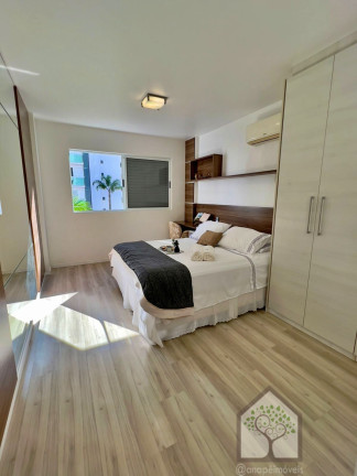Imagem Apartamento com 4 Quartos à Venda, 151 m² em Centro - Florianópolis