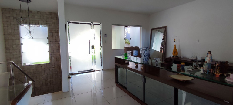 Imagem Casa com 5 Quartos à Venda, 218 m² em Estrada Do Coco  - Lauro De Freitas