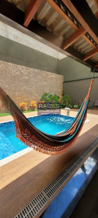 Imagem Casa com 3 Quartos à Venda, 250 m² em Bragança Paulista