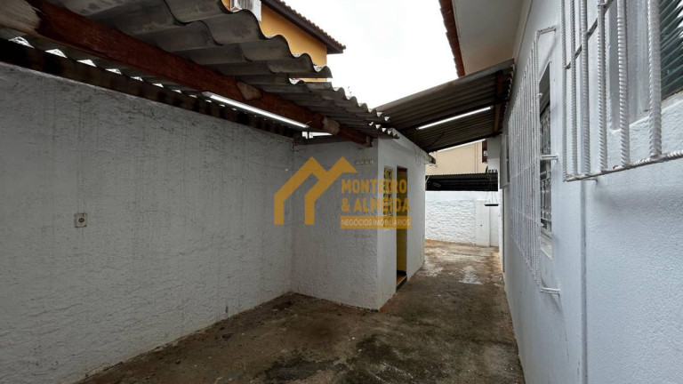Imagem Casa com 3 Quartos à Venda, 105 m² em Centro - Itapetininga
