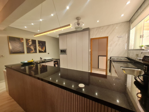Imagem Casa com 3 Quartos à Venda, 200 m² em Gonzaga - Santos Imagem Casa com 3 Quartos à Venda, 200 m² em Gonzaga - Santos