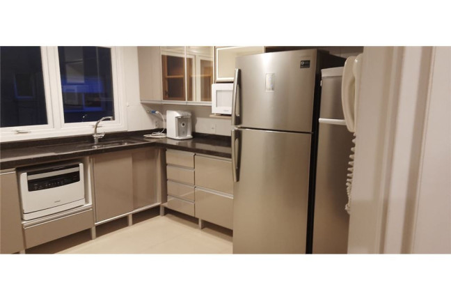 Imagem Apartamento com 3 Quartos à Venda, 128 m² em Menino Deus - Porto Alegre Imagem Apartamento com 3 Quartos à Venda, 128 m² em Menino Deus - Porto Alegre