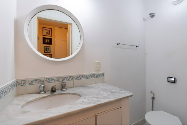 Imagem Casa com 3 Quartos à Venda, 180 m² em Vila Olímpia - São Paulo Imagem Casa com 3 Quartos à Venda, 180 m² em Vila Olímpia - São Paulo