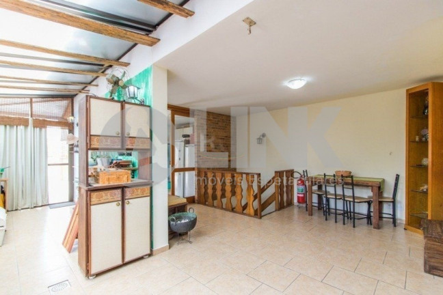 Imagem Imóvel com 3 Quartos à Venda, 229 m² em Bela Vista - Porto Alegre