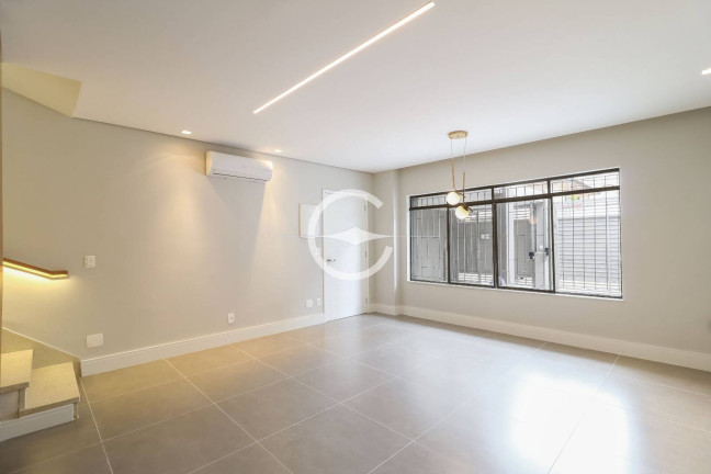 Imagem Casa com 4 Quartos à Venda, 140 m² em Indianópolis - São Paulo Imagem Casa com 4 Quartos à Venda, 140 m² em Indianópolis - São Paulo