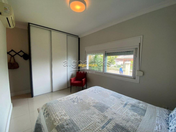 Imagem Casa com 3 Quartos à Venda, 187 m² em Centro - Xangri-lá