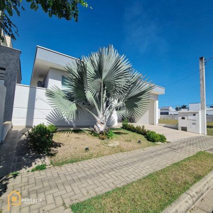 Imagem Casa com 1 Quarto à Venda, 180 m² em Piracangaguá - Taubaté