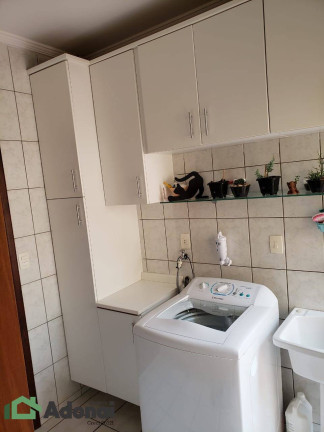 Imagem Casa com 3 Quartos à Venda, 233 m² em Jardim Caçula - Jundiaí