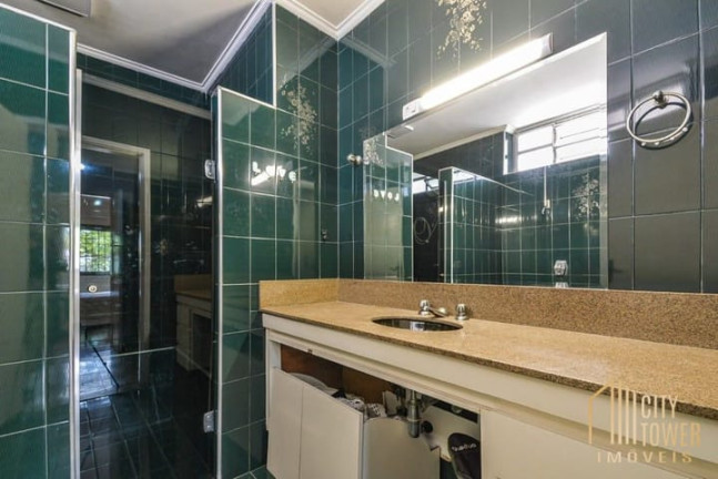 Imagem Casa com 4 Quartos à Venda, 242 m² em Moema - São Paulo