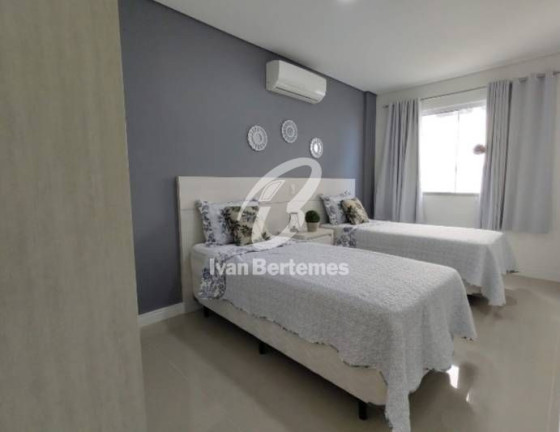 Imagem Apartamento com 2 Quartos para Temporada, em Canto Grande - Bombinhas Imagem Apartamento com 2 Quartos para Temporada, em Canto Grande - Bombinhas