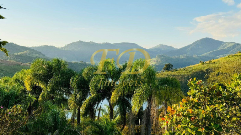 Imagem Chácara com 3 Quartos à Venda, 1.200 m² em Piracaia Imagem Chácara com 3 Quartos à Venda, 1.200 m² em Piracaia